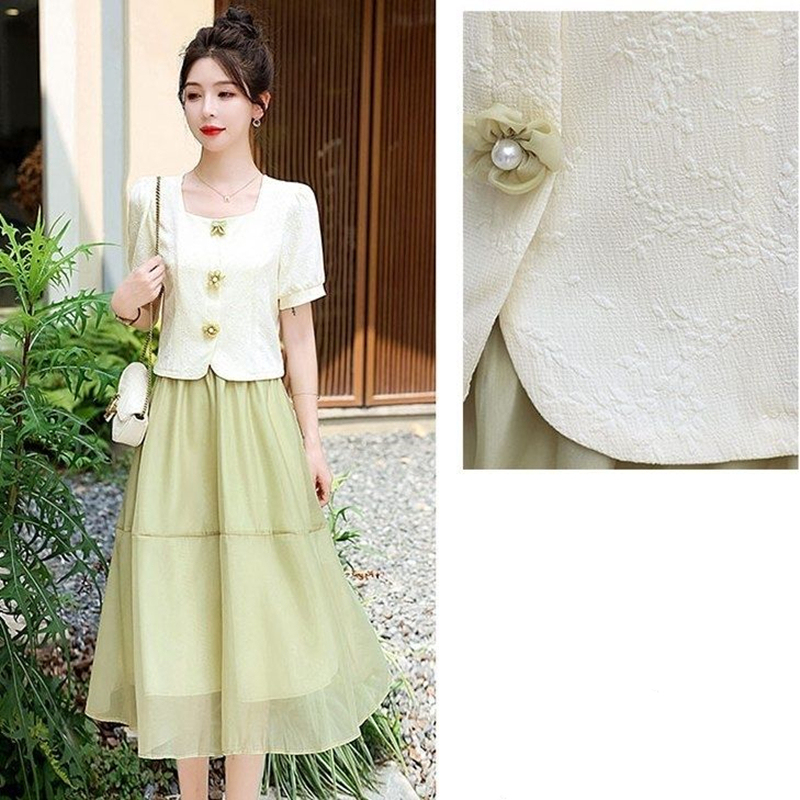 2024กระโปรงสีเขียวลายดอกไม้ที่ - Korean Lifestyle บทวิจารณ์และราคา