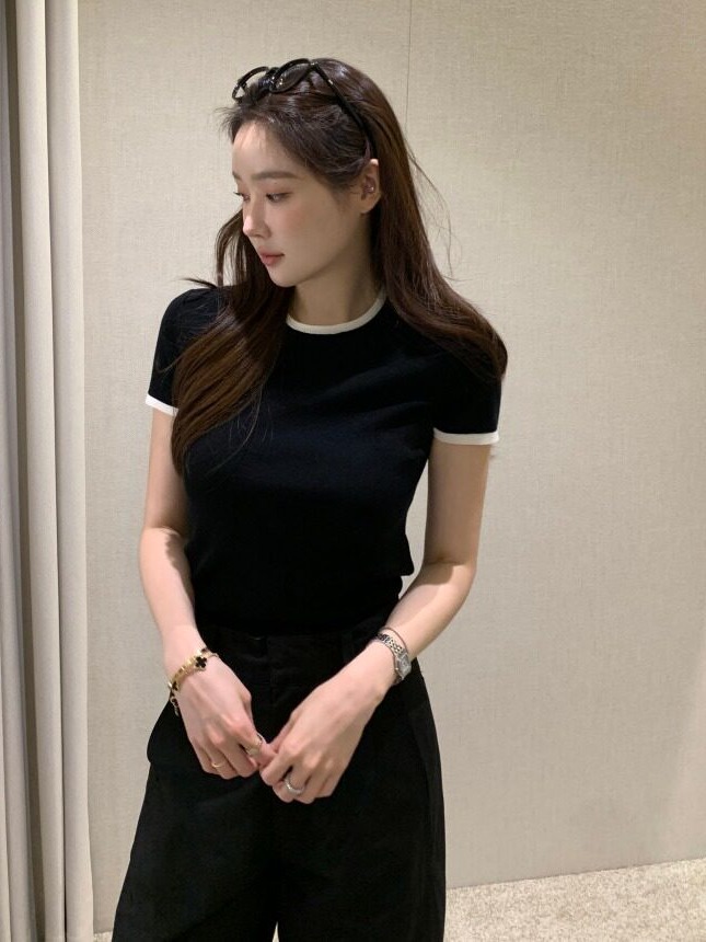เสื้อสเวตเตอร์ถักแขนสั้นสีสันส - The Korean Lifestyle บทวิจารณ์และราคา
